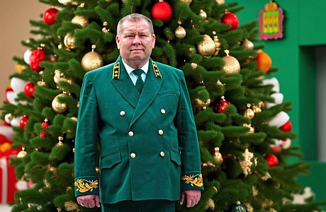 Министр лесного, охотничьего хозяйства и природопользования Пензенской области Ришат Алтынбаев поздравляет с Новым годом